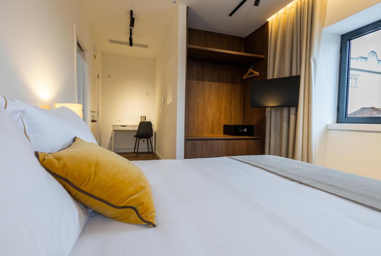 Watts House Hostel Seia Bagian luar foto