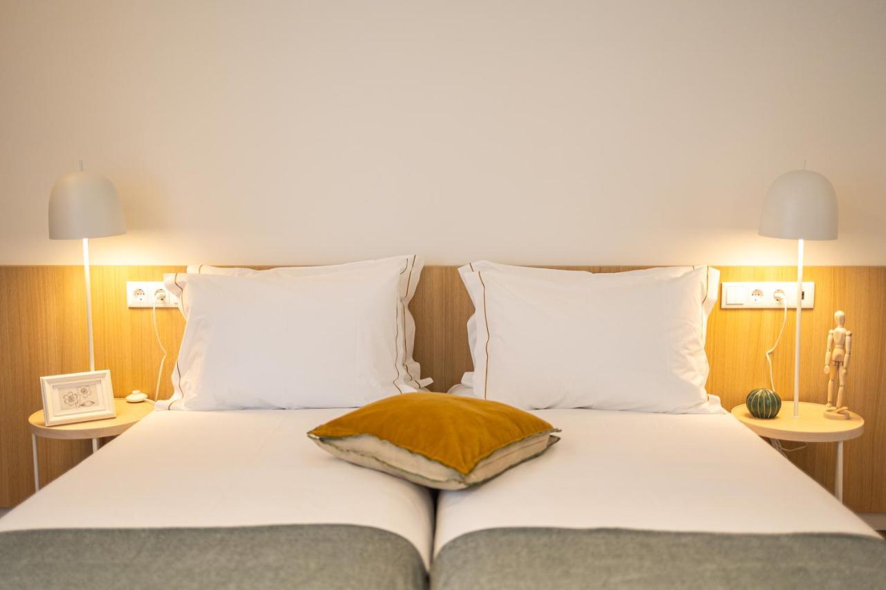 Watts House Hostel Seia Bagian luar foto